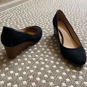 Loft black wedges